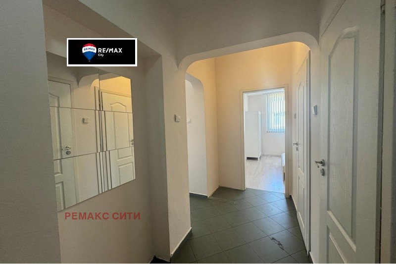 Do wynajęcia  2 sypialnie Sofia , Centar , 106 mkw | 86531570 - obraz [11]