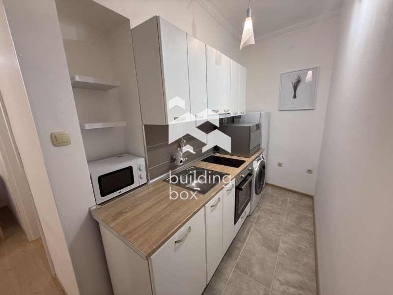 Дава под наем 3-СТАЕН, гр. София, Център