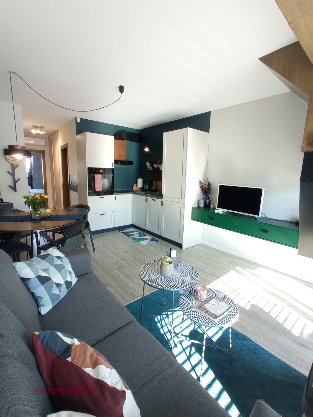 Дава под наем 2-СТАЕН, гр. Бургас, Център, снимка 4 - Апартаменти - 54308050