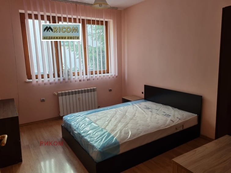 De inchiriat  2 dormitoare Pleven , Idealen țentâr , 85 mp | 12923083 - imagine [9]