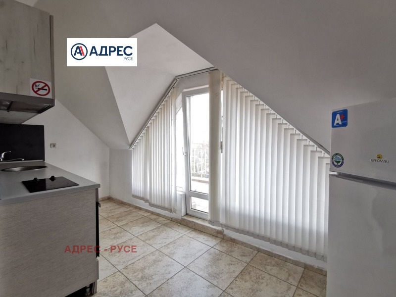 Te huur  Studio Ruse , Tsentar , 45 m² | 58911263 - afbeelding [2]