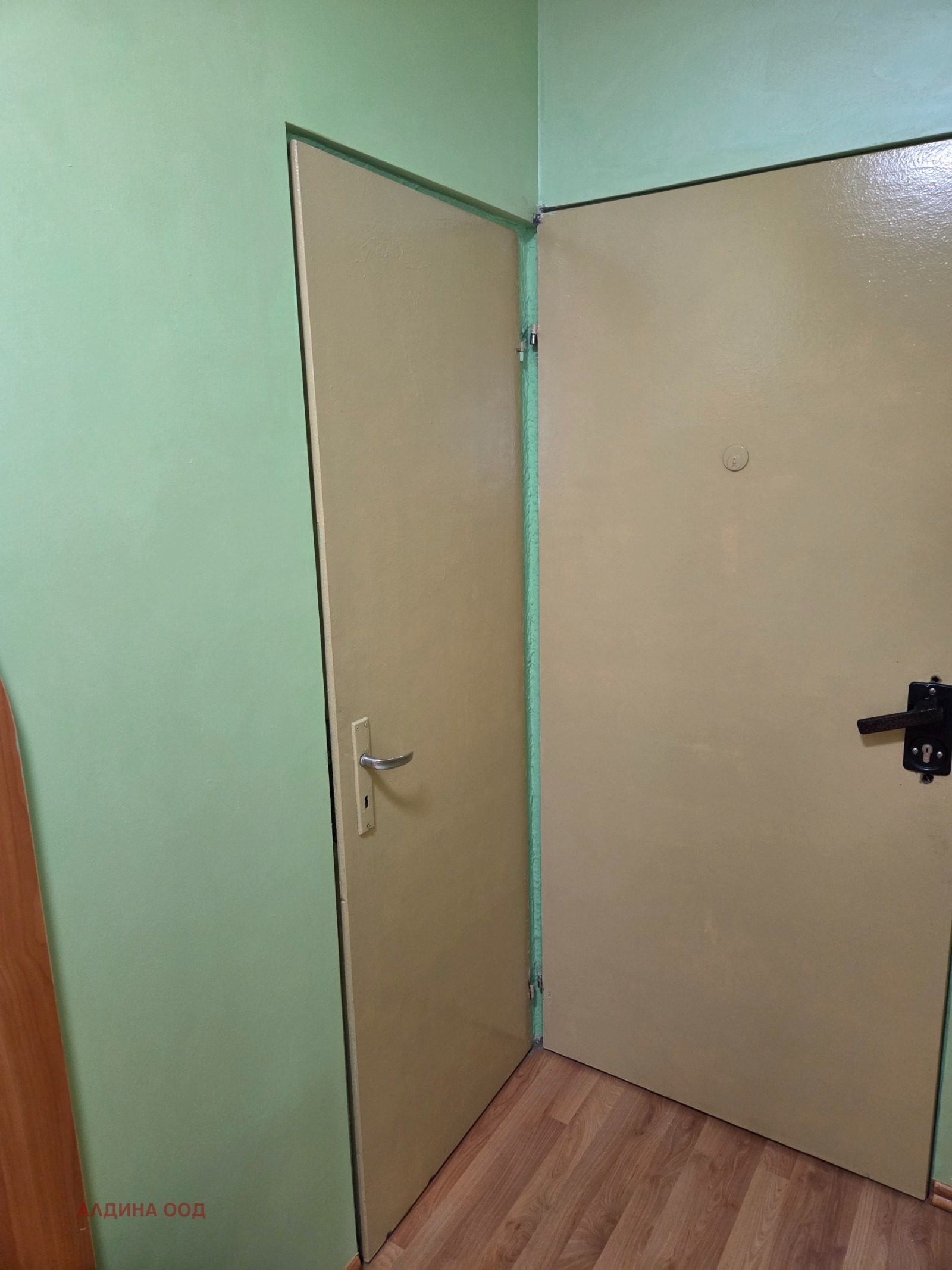 Дава под наем 3-СТАЕН, гр. Перник, Мошино, снимка 16 - Апартаменти - 54139850