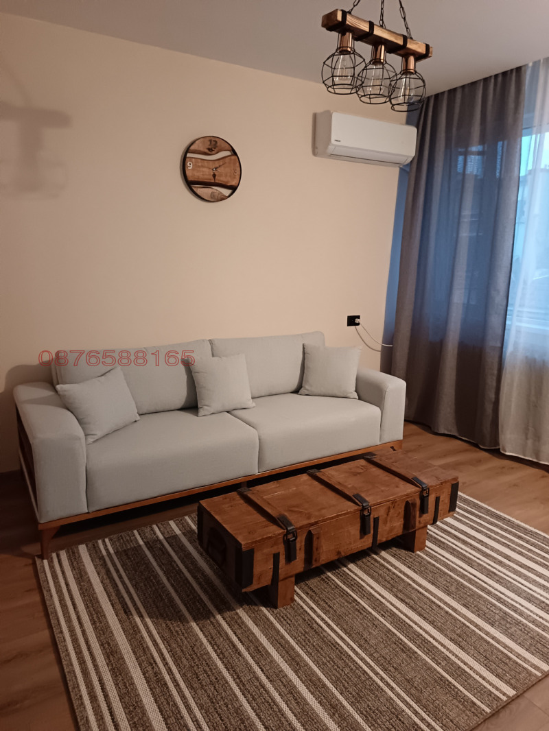 Дава под наем  3-стаен град София , Център , 74 кв.м | 22957599