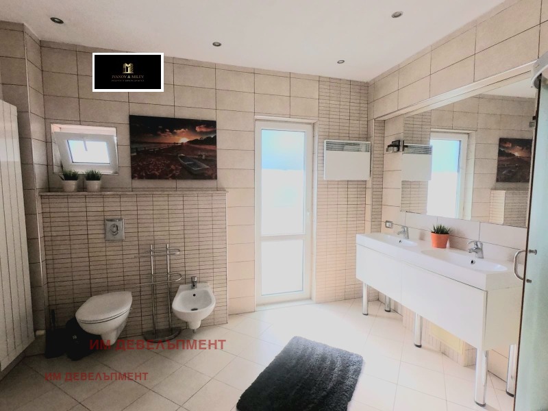 För uthyrning  3 sovrum Sofia , Centar , 190 kvm | 35379716 - bild [10]