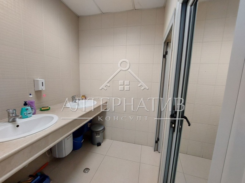 Дава под наем ОФИС, гр. Бургас, Изгрев, снимка 4 - Офиси - 53370303