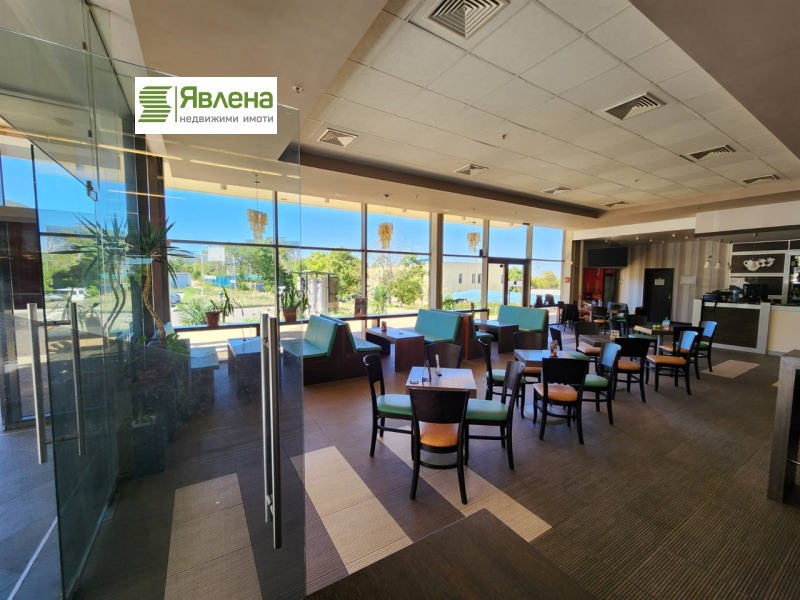 Дава под наем МАГАЗИН, гр. Враца, Промишлена зона - Изток, снимка 4 - Магазини - 52693890