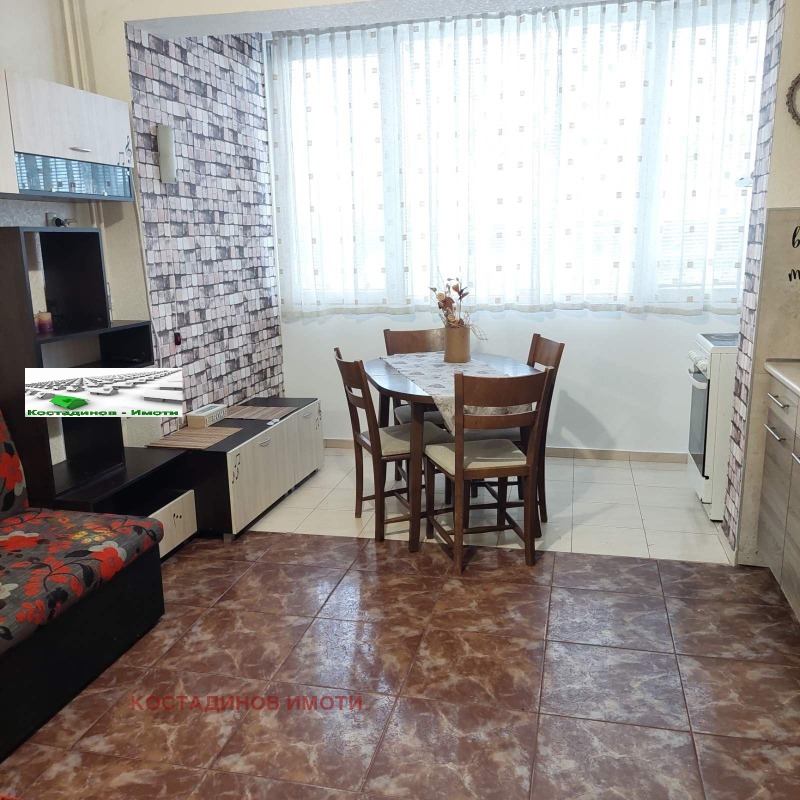 En renta  1 dormitorio Plovdiv , Marasha , 73 metros cuadrados | 75195859 - imagen [5]