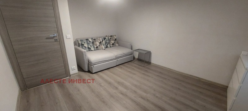 Kiadó  3 hálószobás Sofia , Goce Delcsev , 155 négyzetméter | 88972348 - kép [12]