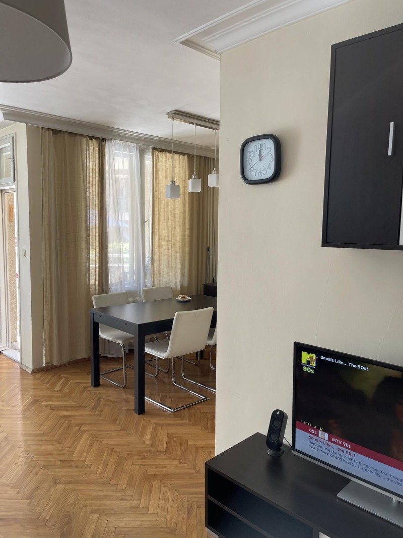 Zu vermieten  3 Schlafzimmer Sofia , Iwan Wazow , 106 qm | 76088393 - Bild [3]