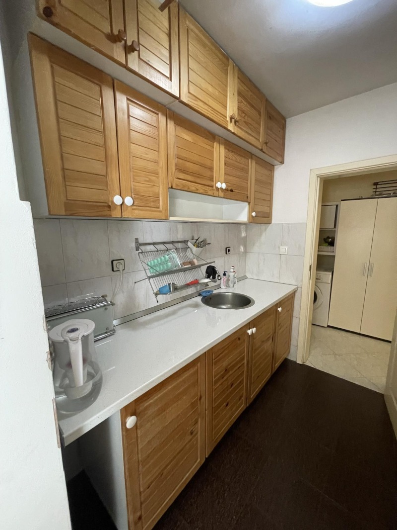 Zu vermieten  3 Schlafzimmer Sofia , Iwan Wazow , 106 qm | 76088393 - Bild [4]