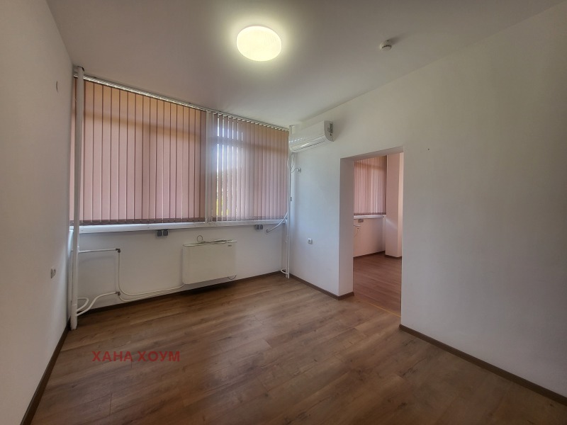 В аренду  Офис область Ловеч , Троян , 22 кв.м | 49519158 - изображение [2]