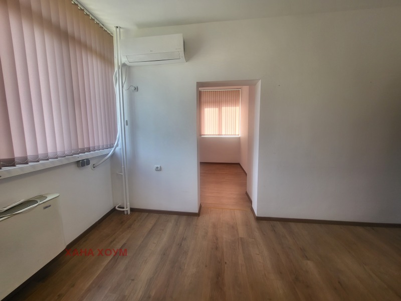 В аренду  Офис область Ловеч , Троян , 22 кв.м | 49519158 - изображение [3]