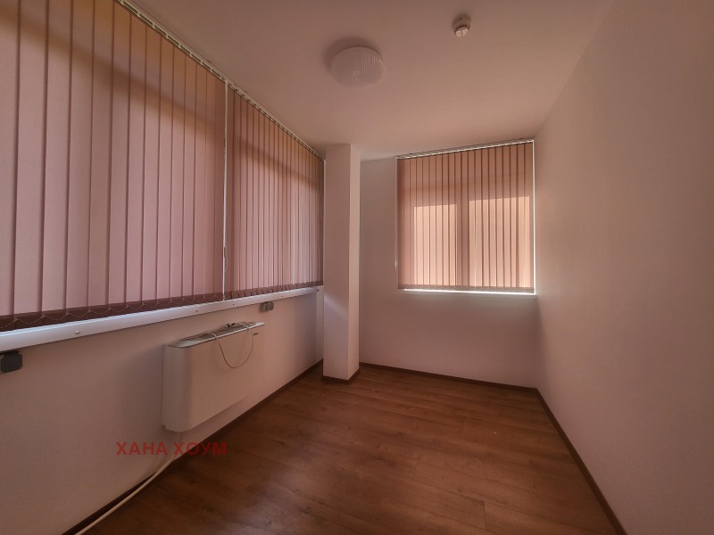 В аренду  Офис область Ловеч , Троян , 22 кв.м | 49519158 - изображение [4]
