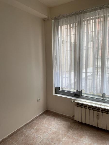 Дава под наем  Офис град София , Оборище , 18 кв.м | 44059245
