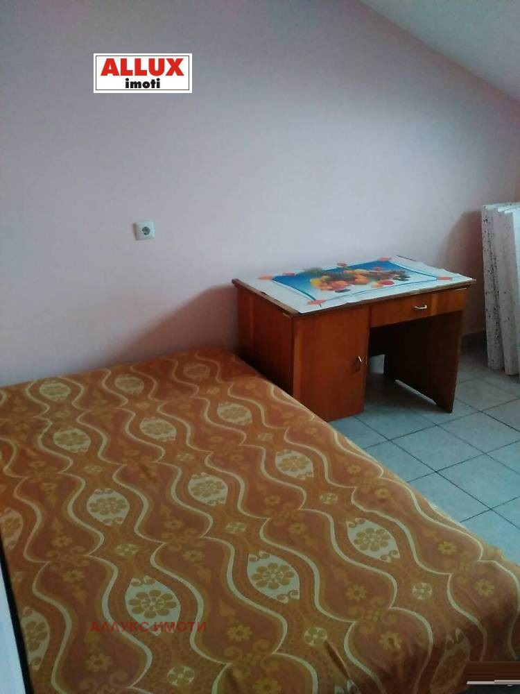 Zu vermieten  Studio Ruse , Rodina 2 , 18 qm | 15202749