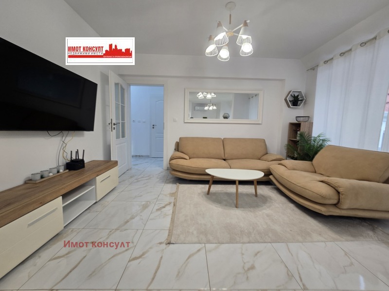 Дава под наем 3-СТАЕН, гр. Пловдив, Център, снимка 2 - Апартаменти - 53123052