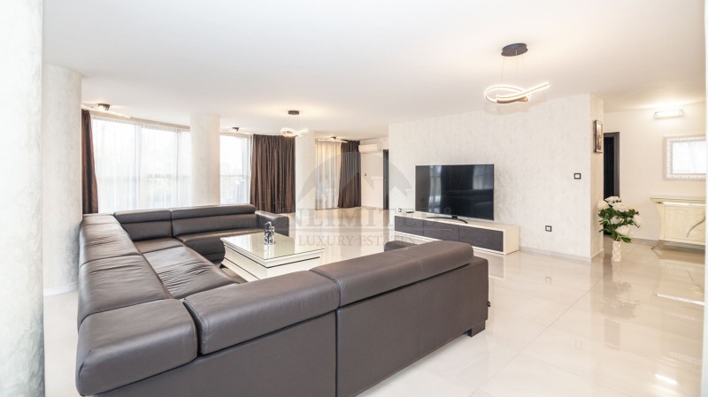 Kiralık  3 yatak odası Sofia , Vitoşa , 300 metrekare | 92053443 - görüntü [2]