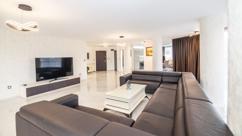 Kiralık  3 yatak odası Sofia , Vitoşa , 300 metrekare | 92053443