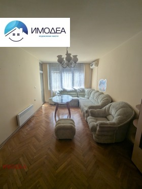 2 υπνοδωμάτια ΤΣενταρ, Βεληκο Ταρνοβο