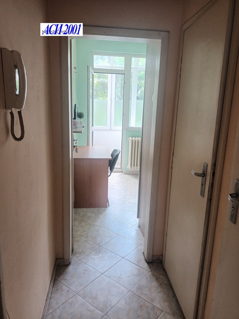 Vuokrattavana  Huone Sofia , Meditsinska akademija , 15 neliömetriä | 31840304 - kuva [6]