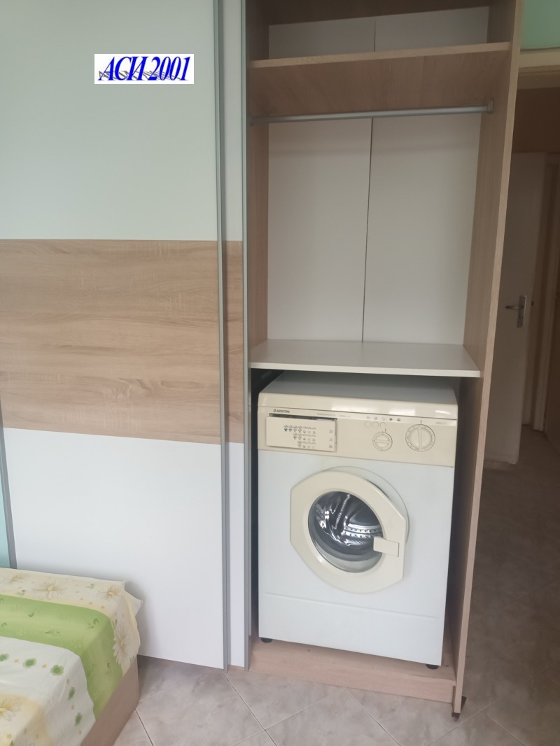 Vuokrattavana  Huone Sofia , Meditsinska akademija , 15 neliömetriä | 31840304 - kuva [2]
