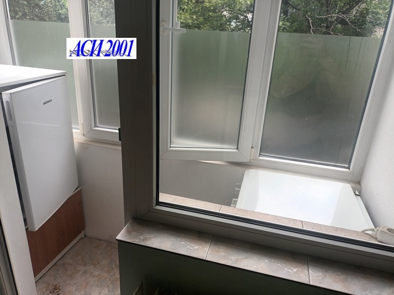 Vuokrattavana  Huone Sofia , Meditsinska akademija , 15 neliömetriä | 31840304 - kuva [5]