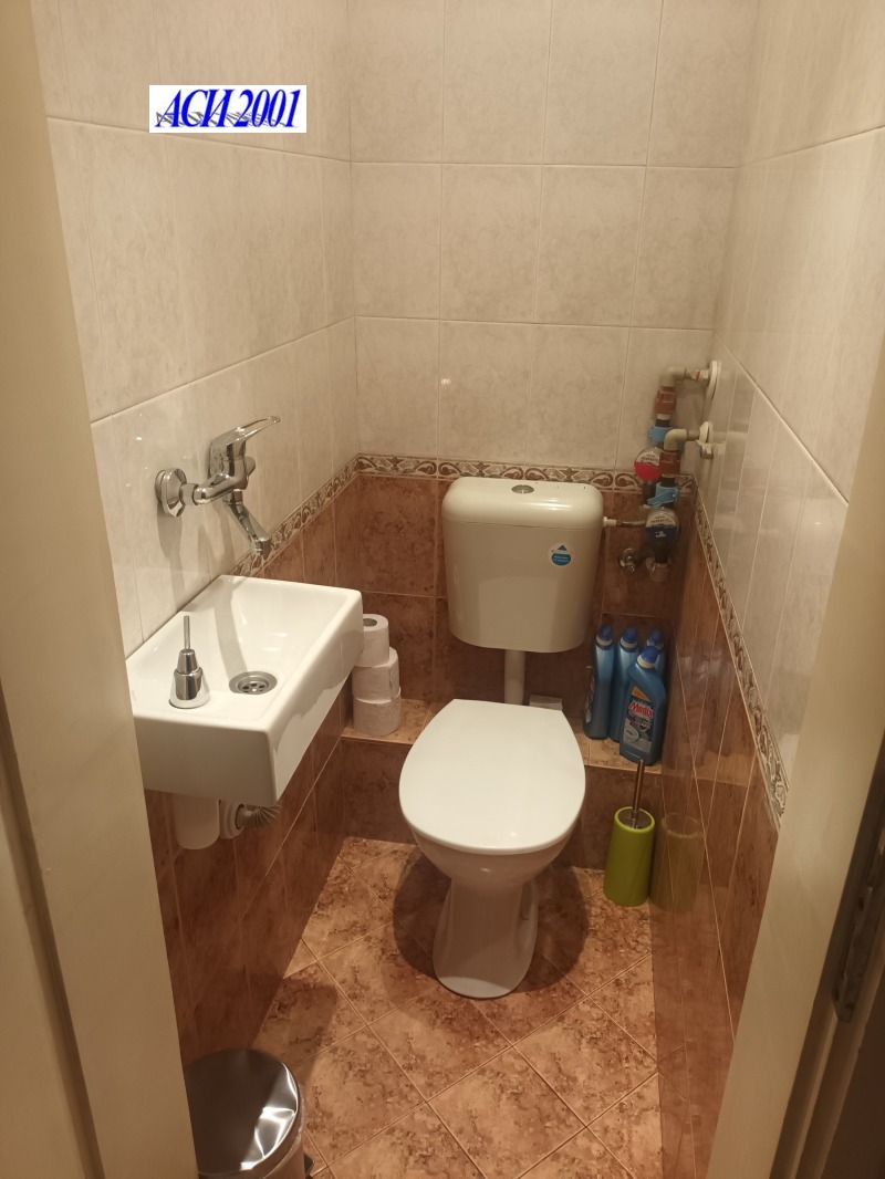 Vuokrattavana  Huone Sofia , Meditsinska akademija , 15 neliömetriä | 31840304 - kuva [8]