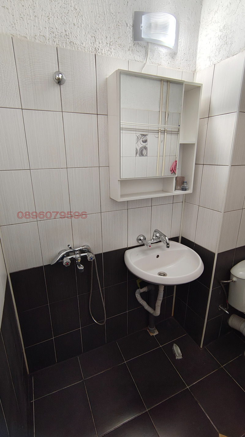 Дава под наем 2-СТАЕН, гр. София, Света Троица, снимка 9 - Апартаменти - 53094528