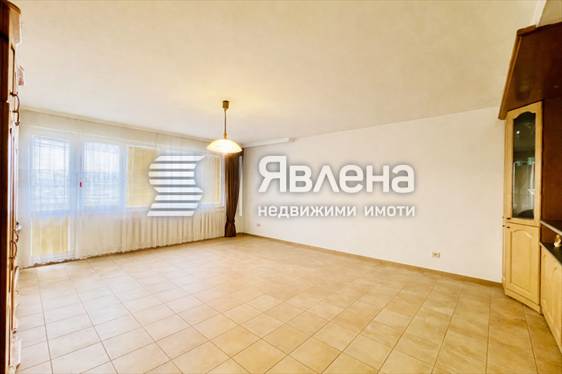 Дава под наем 3-СТАЕН, гр. София, Медицинска академия, снимка 2 - Апартаменти - 55849544