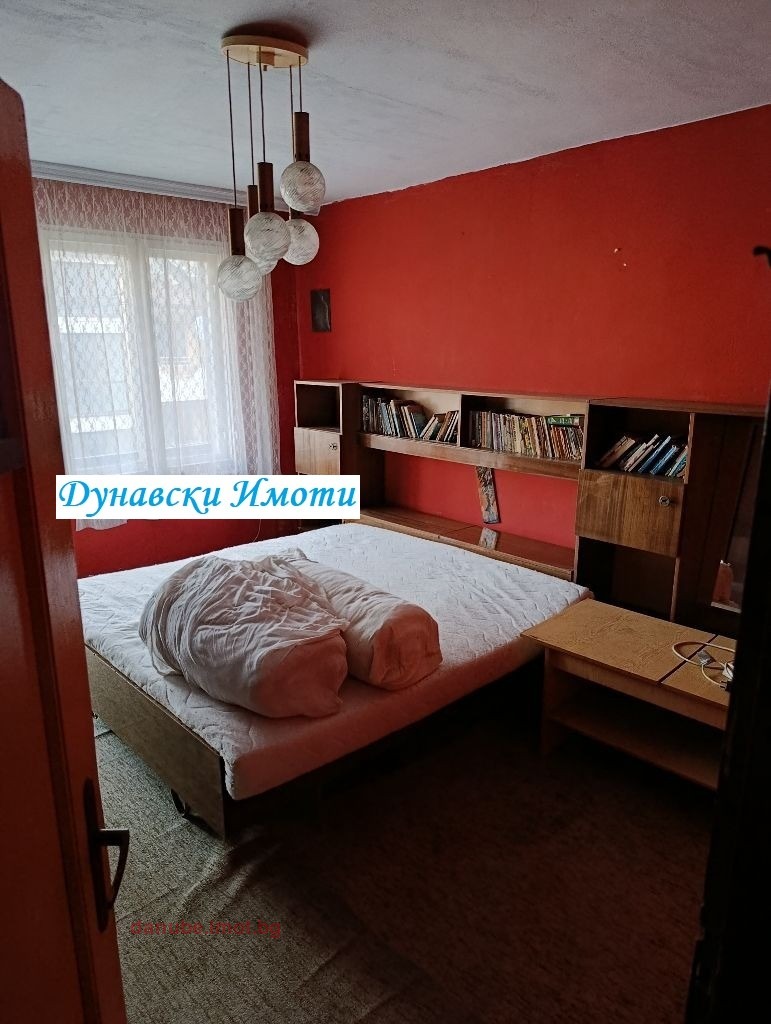 Дава под наем 4-СТАЕН, гр. Русе, Хъшове, снимка 3 - Апартаменти - 54081924