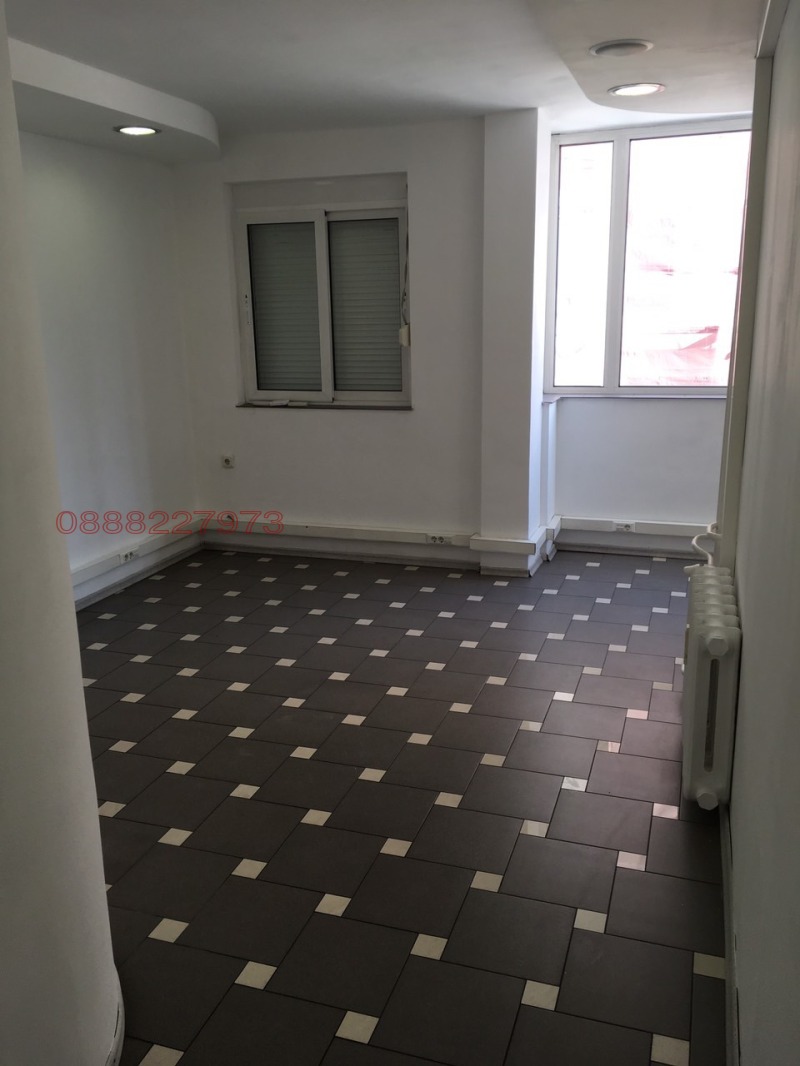 Дава под наем МАГАЗИН, гр. София, Дианабад, снимка 4 - Магазини - 53019436