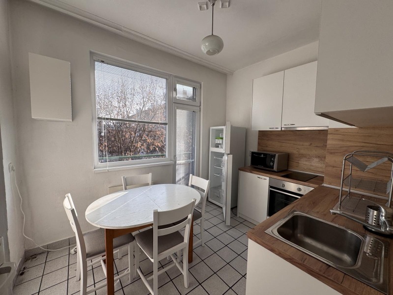 Дава под наем 2-СТАЕН, гр. София, Зона Б-19, снимка 2 - Апартаменти - 52935532