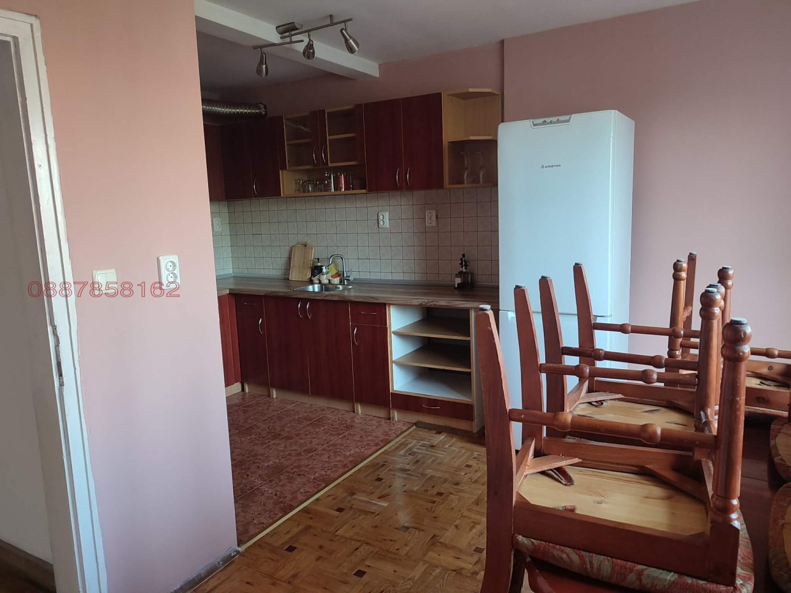 Дава под наем КЪЩА, гр. Елин Пелин, област София област, снимка 3 - Къщи - 55062495