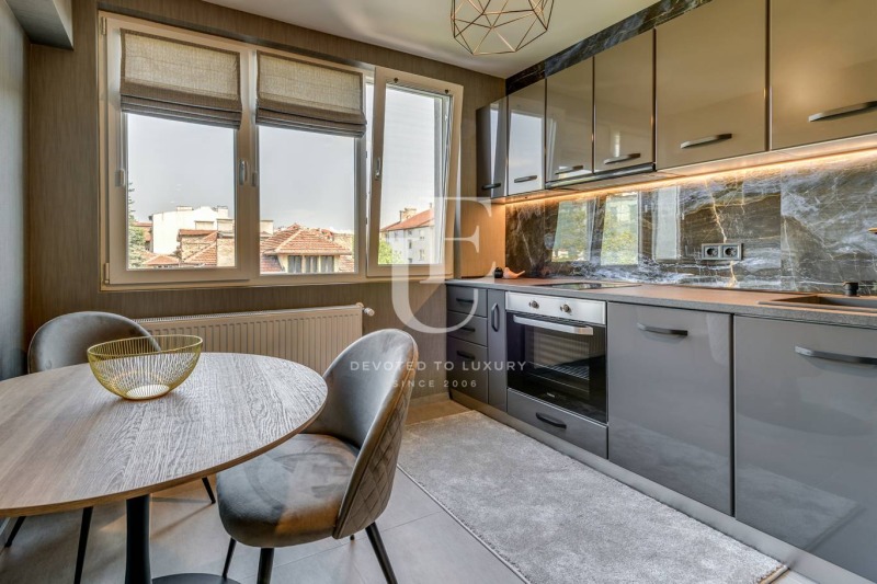 En renta  1 dormitorio Sofia , Doktorski pametnik , 57 metros cuadrados | 23629225 - imagen [3]