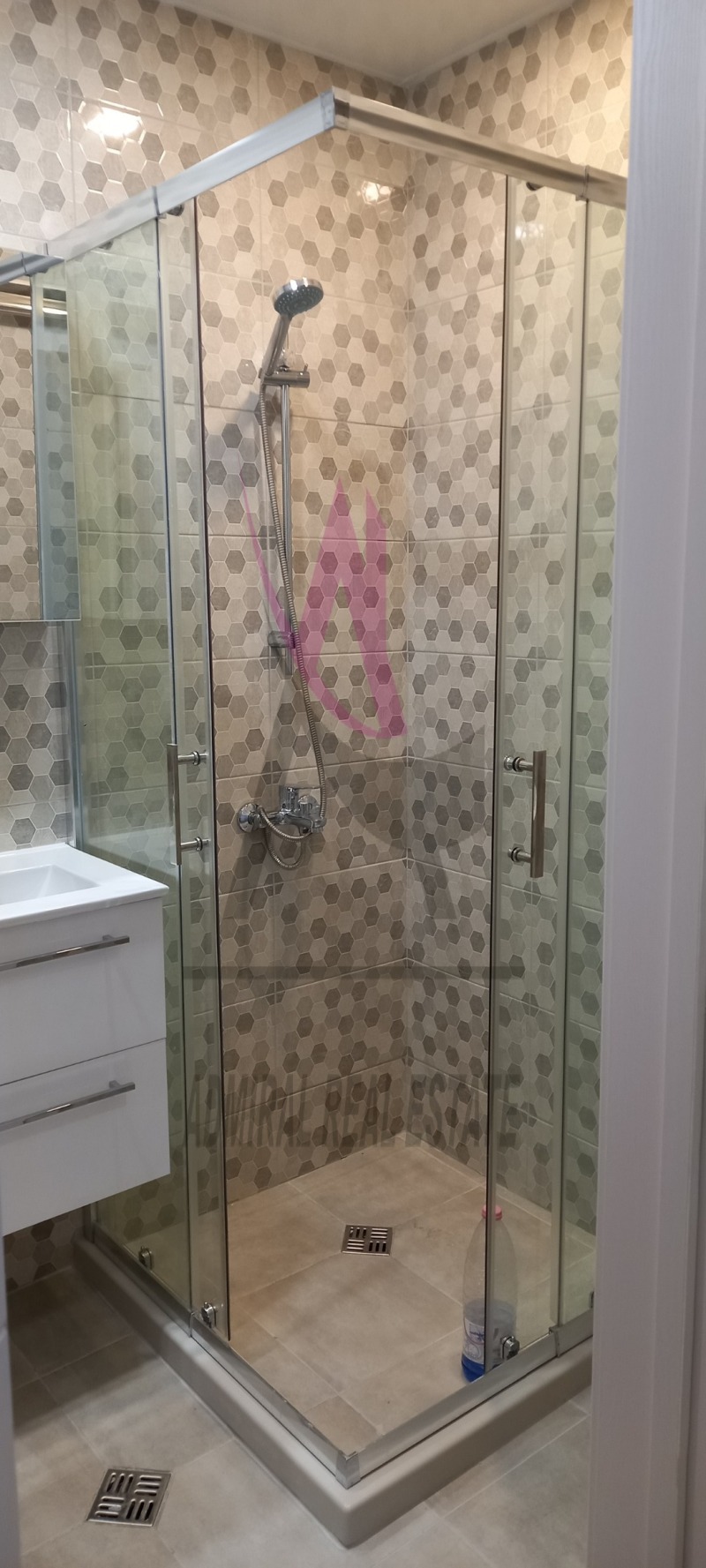 Дава под наем 2-СТАЕН, гр. Варна, Изгрев, снимка 3 - Апартаменти - 52360034