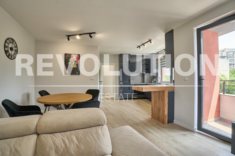 En renta  2 dormitorios Plovdiv , Kamenitsa 1 , 80 metros cuadrados | 31400220