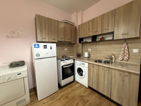 Studio Kartala, Weliko Tarnowo 4