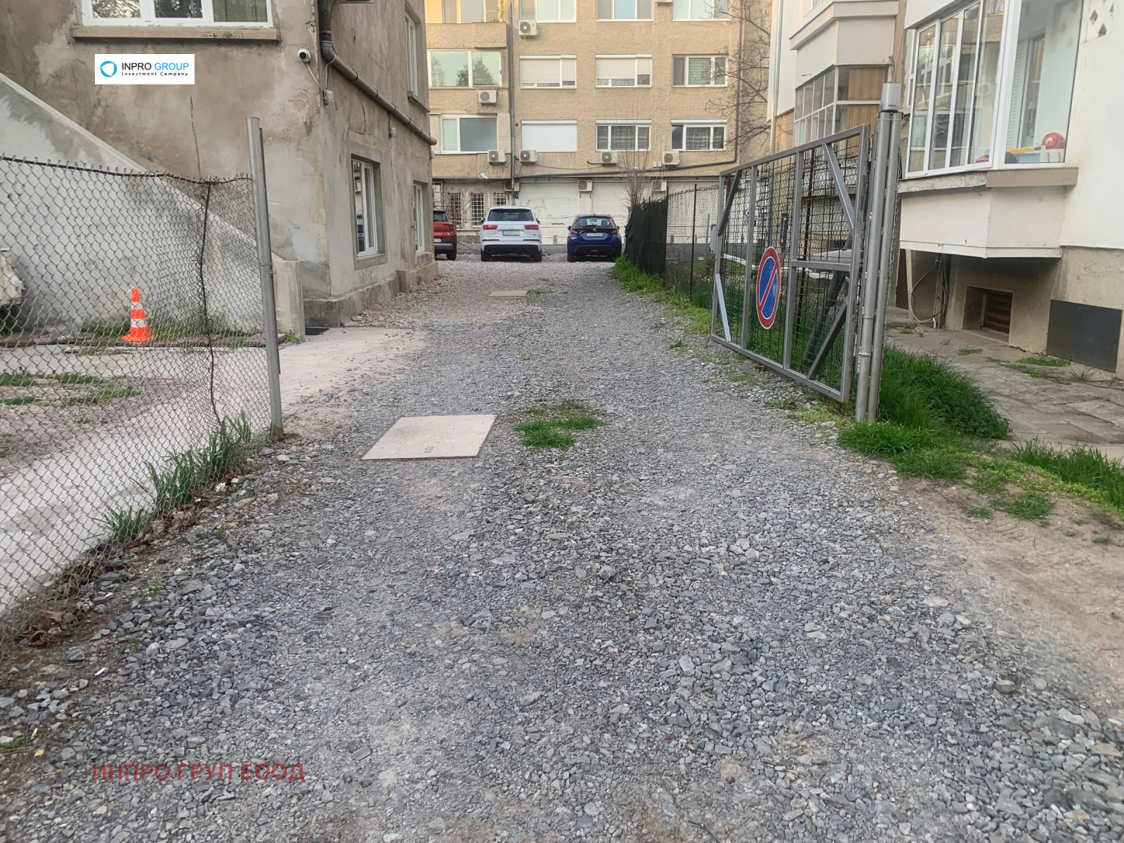 Дава под наем ГАРАЖ, ПАРКОМЯСТО, гр. София, Изток, снимка 2 - Гаражи и паркоместа - 54195940