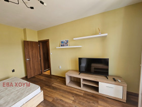 Studio Kyutchouk Parij, Plovdiv 10