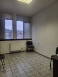 Дава под наем ОФИС, гр. Троян, област Ловеч, снимка 2