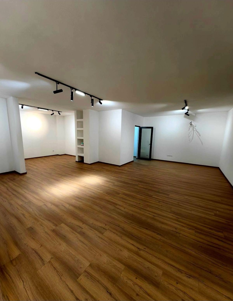 Дава под наем ОФИС, гр. София, Надежда 4