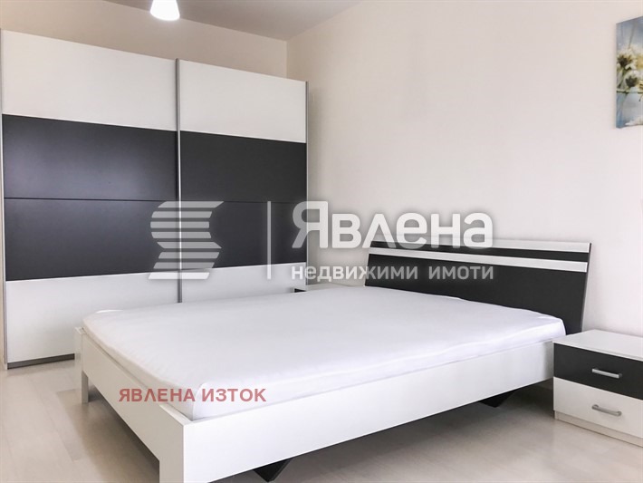 Vuokrattavana  Studio Sofia , Družba 2 , 44 neliömetriä | 24233996 - kuva [2]