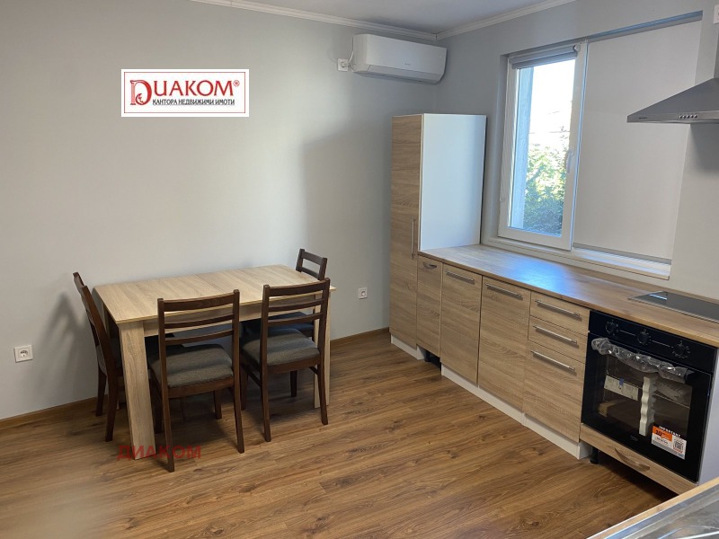 Издаје се  1 спаваћа соба Бургас , Центар , 70 м2 | 29562053 - слика [15]
