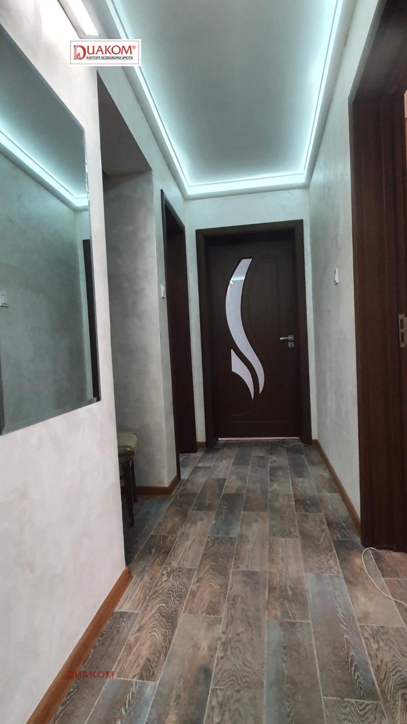 K pronájmu  1 ložnice Burgas , Centar , 70 m2 | 29562053 - obraz [15]