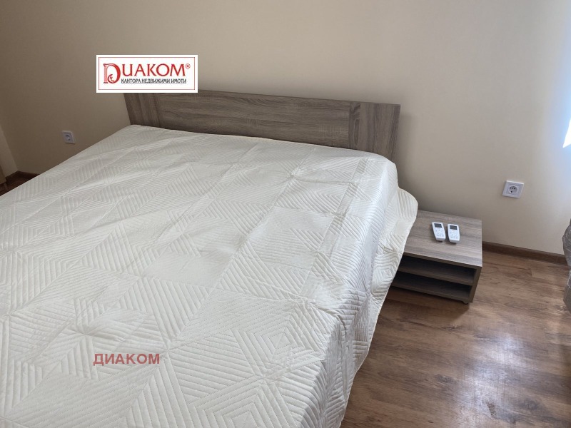 Издаје се  1 спаваћа соба Бургас , Центар , 70 м2 | 29562053 - слика [3]