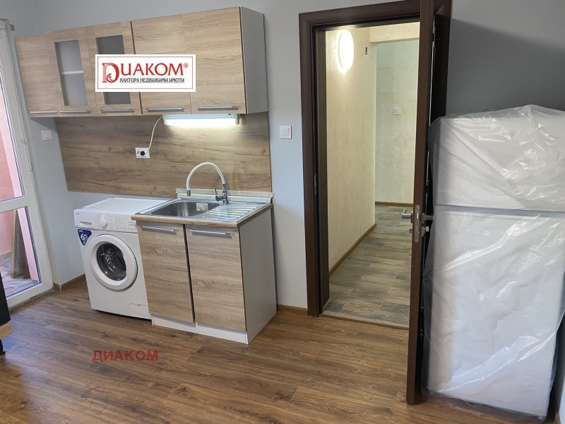Издаје се  1 спаваћа соба Бургас , Центар , 70 м2 | 29562053 - слика [14]