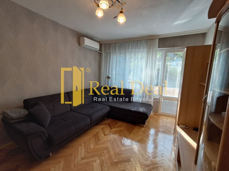 Издаје се  1 спаваћа соба Софија , Дружба 1 , 55 м2 | 49703848