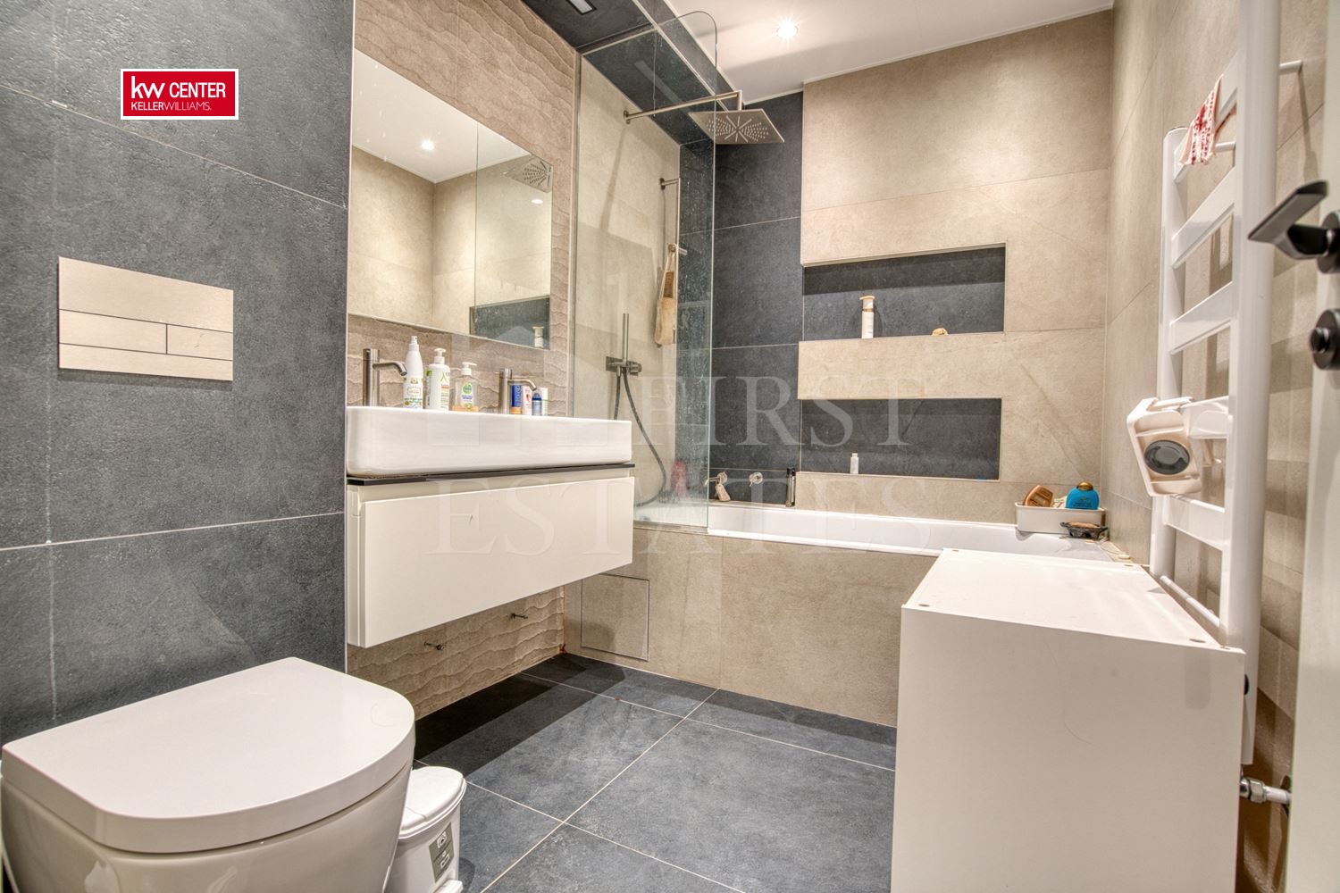 Дава под наем 4-СТАЕН, гр. София, Витоша, снимка 10 - Апартаменти - 53910884