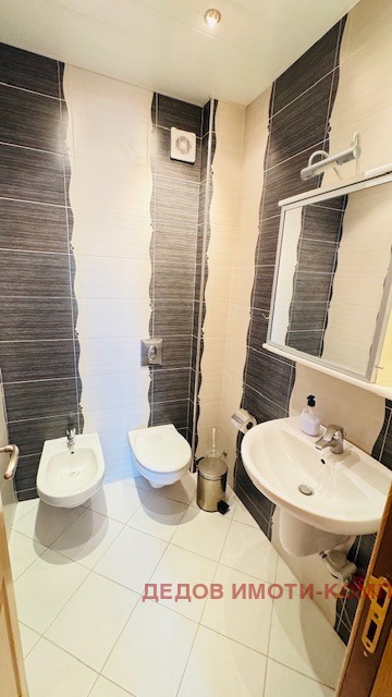 Издаје се  2 спаваће собе Стара Загора , Центар , 100 м2 | 49213222 - слика [12]