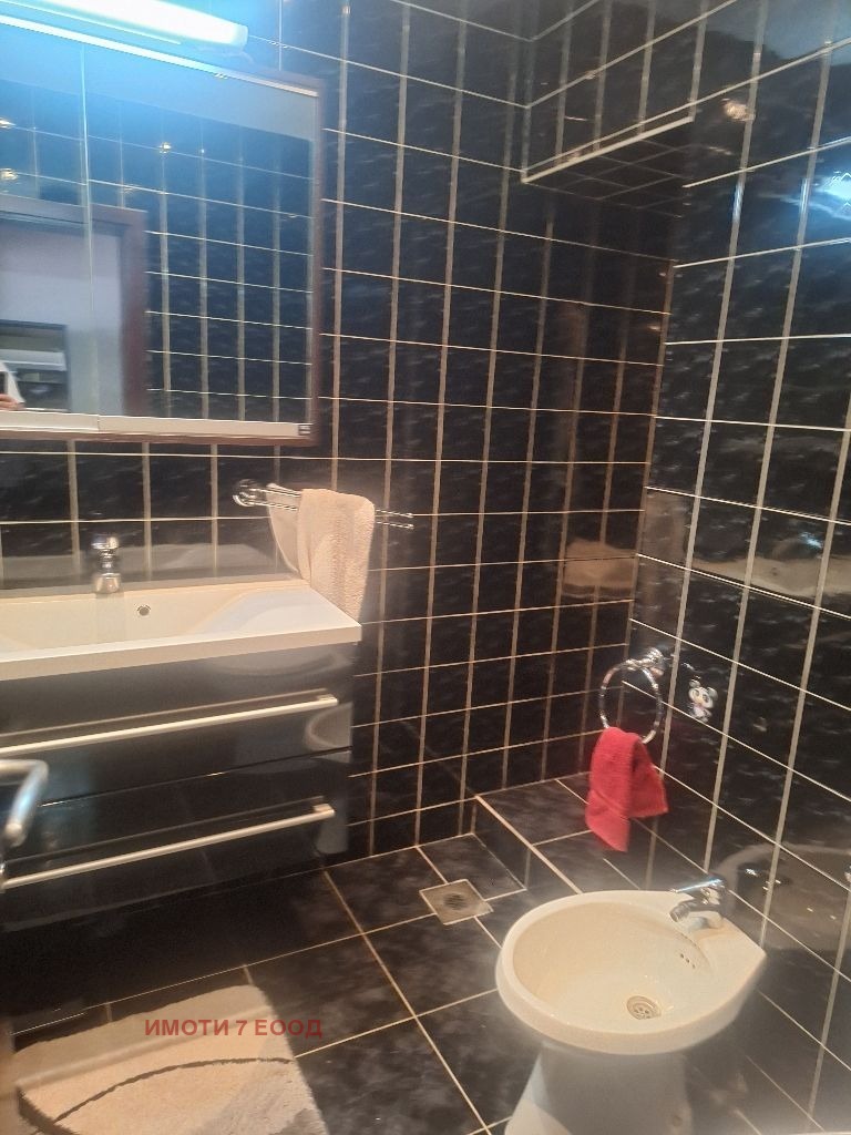 Дава под наем  3-стаен град София , Център , 100 кв.м | 81574171 - изображение [16]